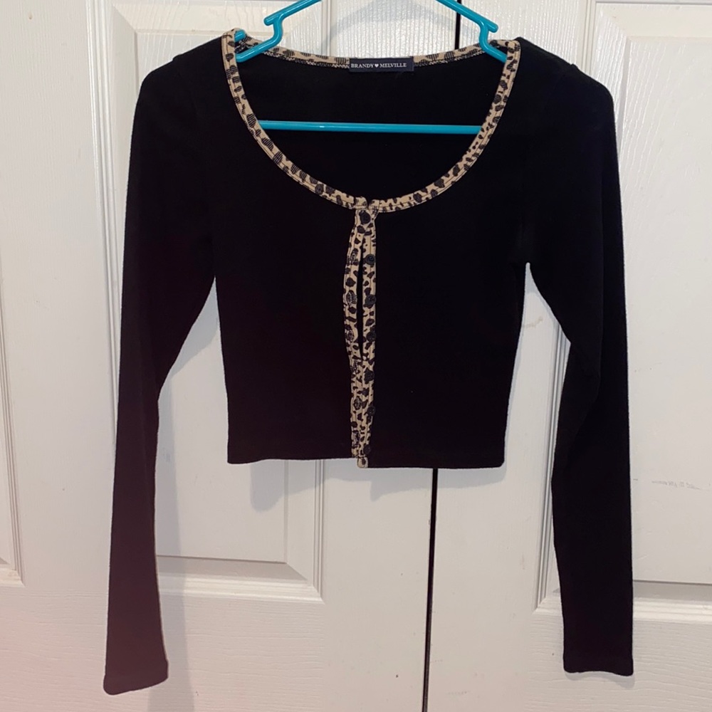 Brandy Melville Long Sleeve top